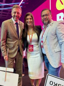 Starostové a nezávislí STAN - celostátní sněm 2025 - Vít Rakušan - ministr vnitra, Anita a Michal Frantík